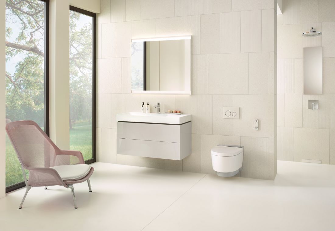 Thanks to its universal design, this shower toilet matches perfectly with any style of interior