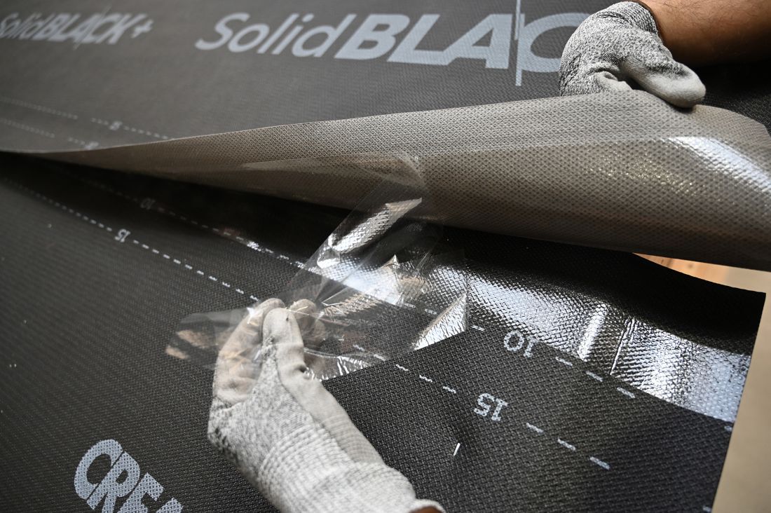 Nowość na rynku - membrana SolidBLACK+ o wyjątkowych parametrach i wytrzymałości