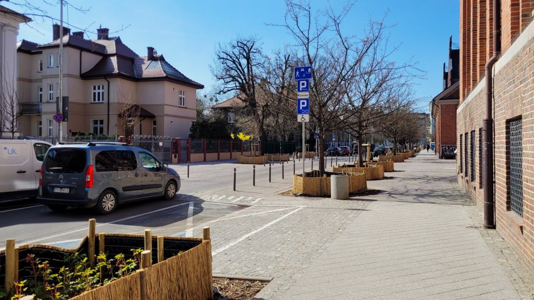 ulica Słowackiego przed SP 36 w Poznaniu