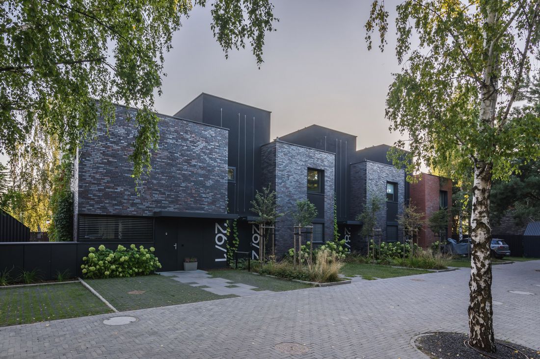 Old amber LF12 , Castle rock LF14. Nowy Strzeszyn, Poznań, projekt: www.insomia.com.pl