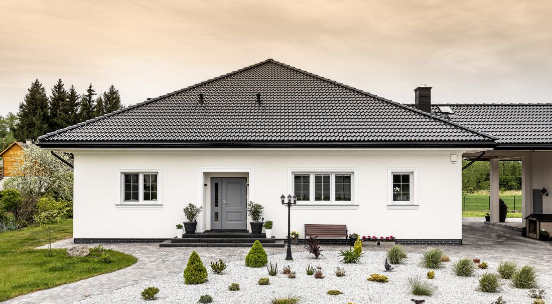 dachówka betonowa Bałtycka, kolor czarny