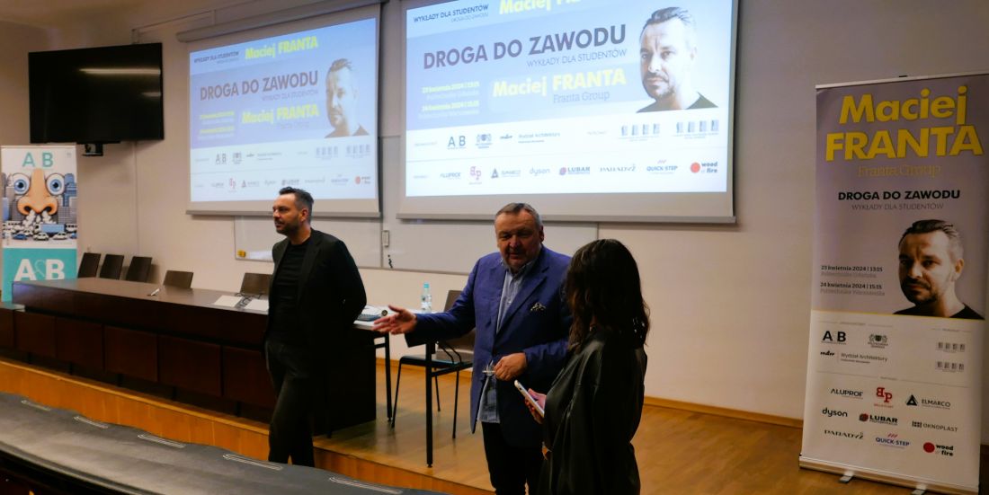 wykład na Politechnice Warszawskiej otworzył prodziekan ds ogólnych prof. PW dr inż. arch. Jerzy Grochulski