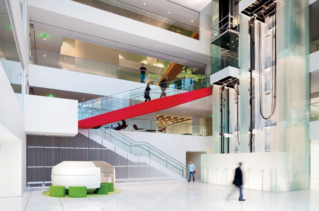 Wnętrze MIT Media Lab 