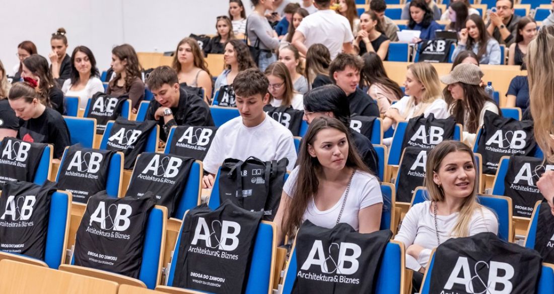 Studenci i studentki Politechniki Rzeszowskiej 