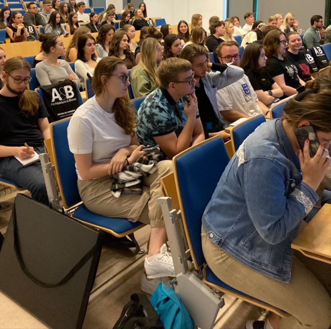 Studenci i studentki Politechniki Rzeszowskiej