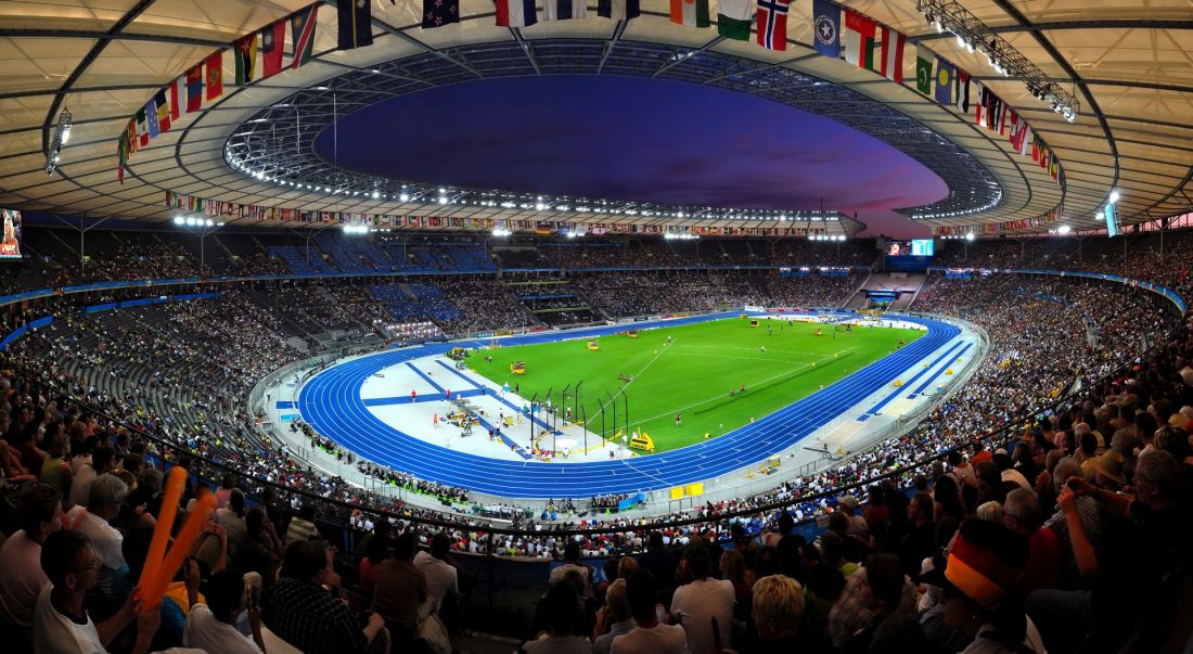 Berliński stadion nocą