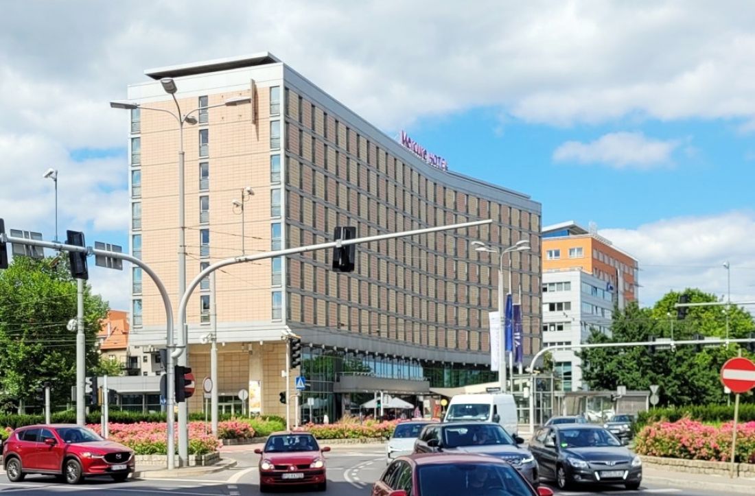 hotel Merkury obecnie (jako hotel Mercure)