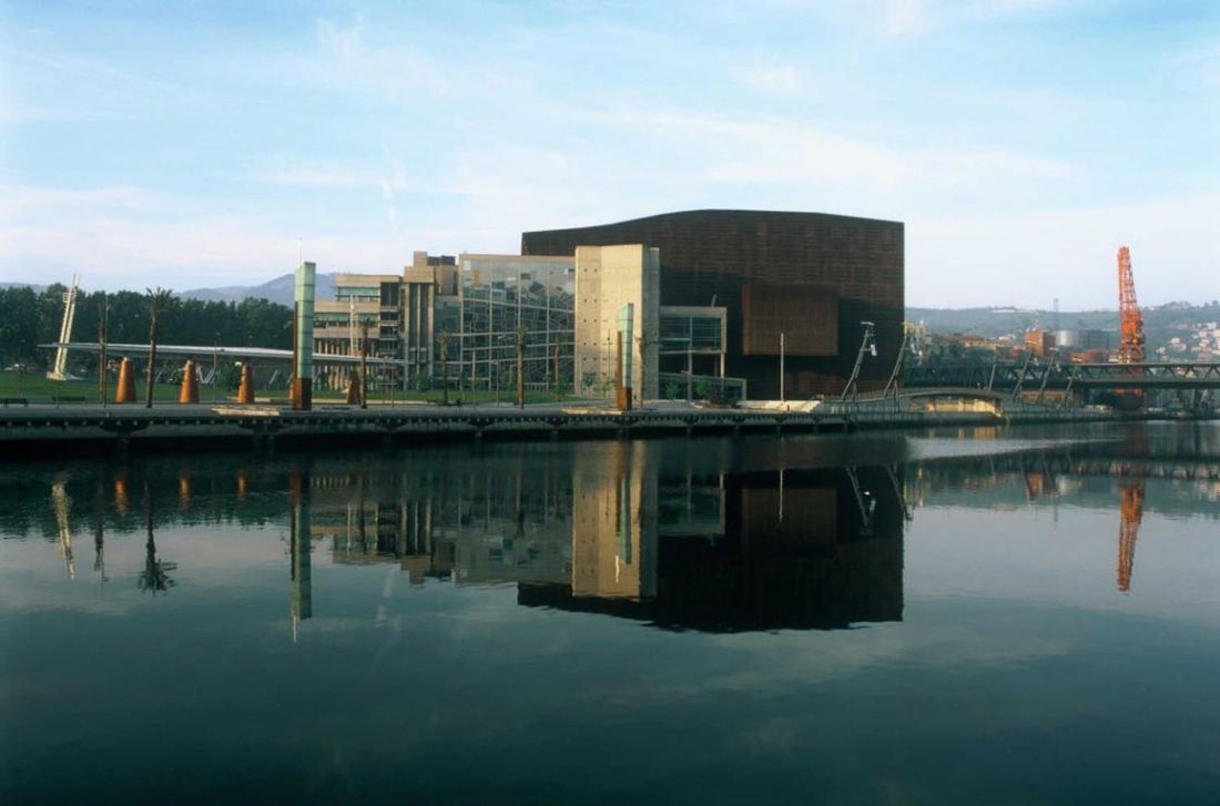 Pałac Euskalduna w Bilbao, proj.: Soriano y Asociados