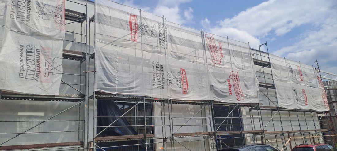 Prace termoizolacyjne z użyciem płyt styropianowych produkcji FS ARBET