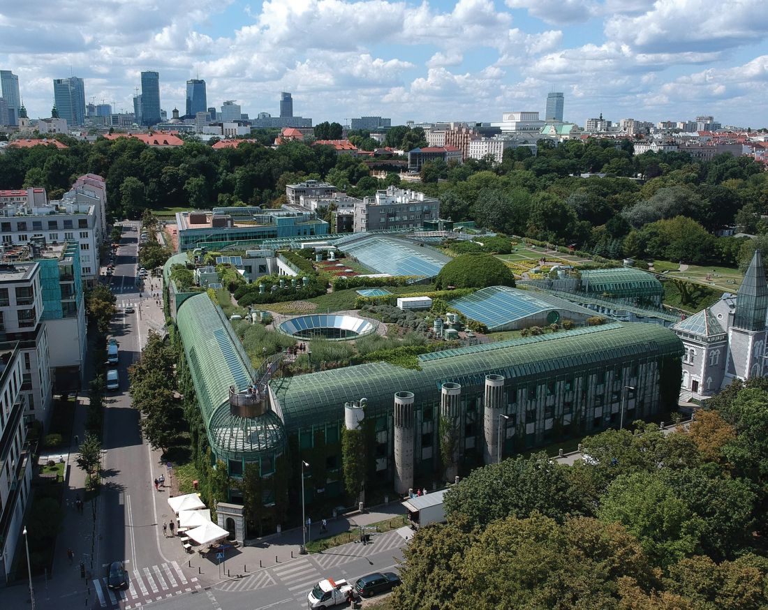 Jeden z najstarszych obiektów wykonanych w technologii ZinCo, Biblioteka Uniwersytetu Warszawskiego, fot. A. Lech, GCL