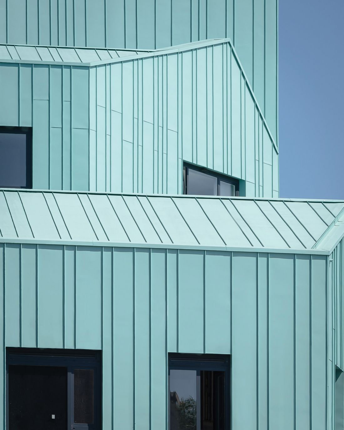 Wicklane, UK, by dRMM- London. GreenCoat PLX Pro BT in Glacial Green