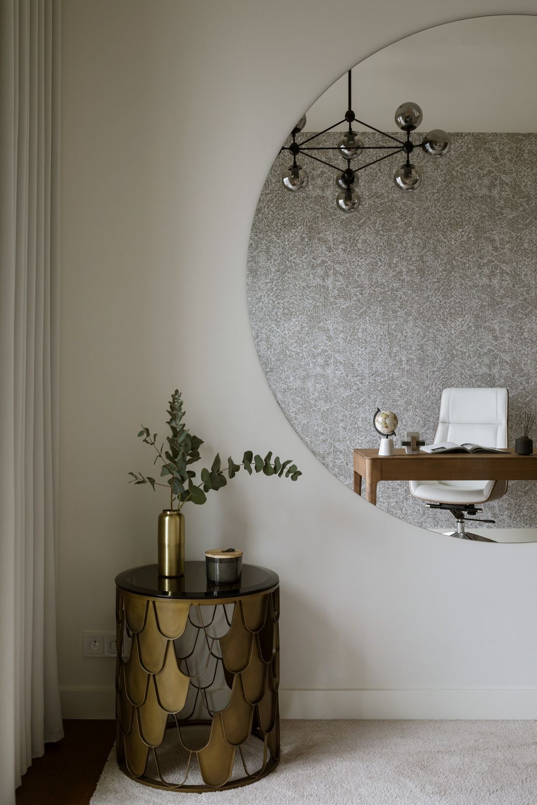 Architekci Hola Design zaprojektowali strefę dzienną oraz sypialnie