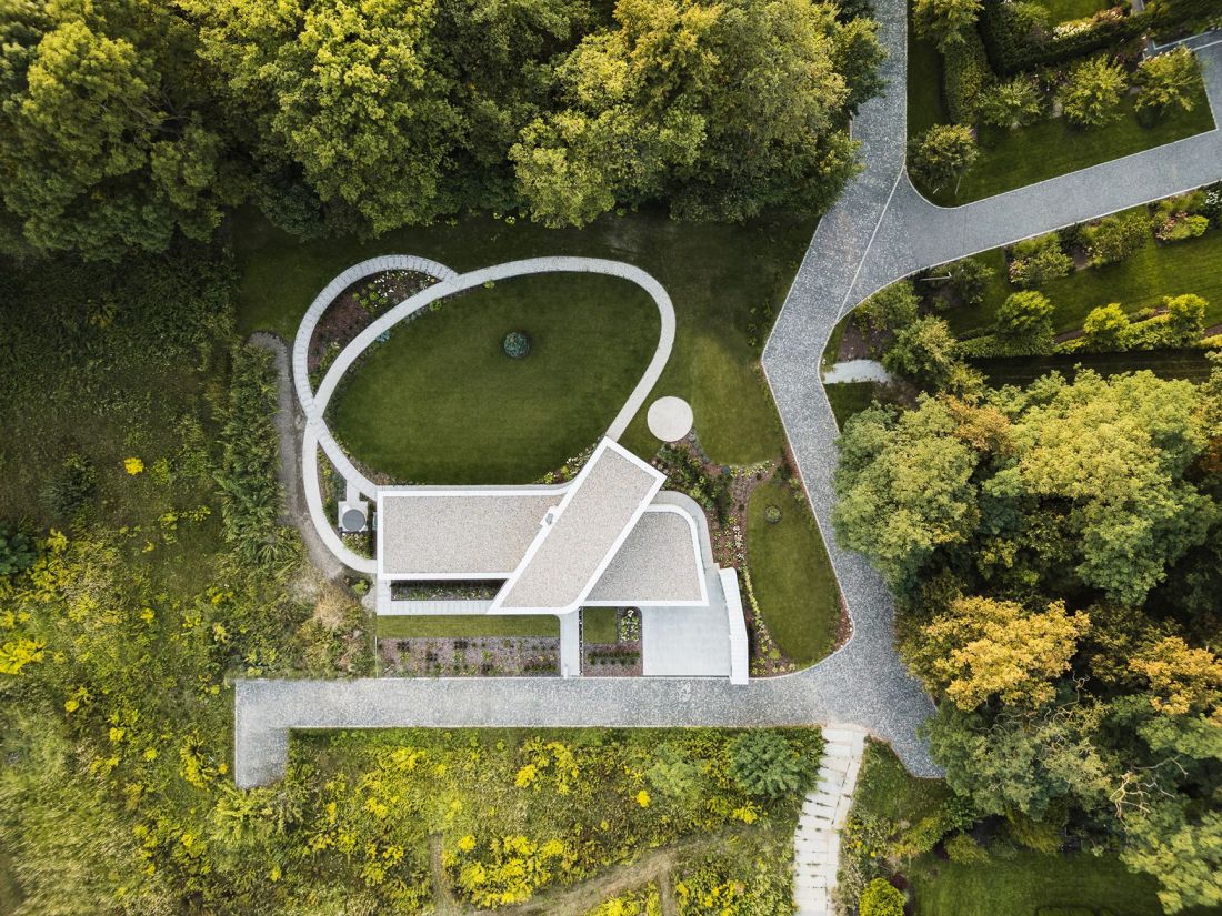 Dom SWOOSH house