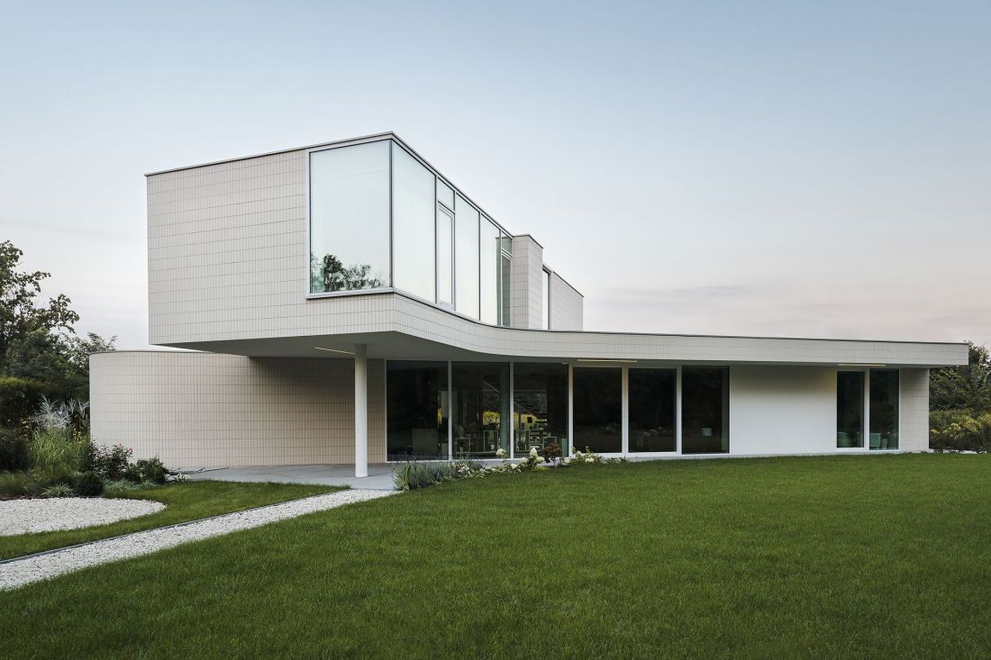 Dom SWOOSH house
