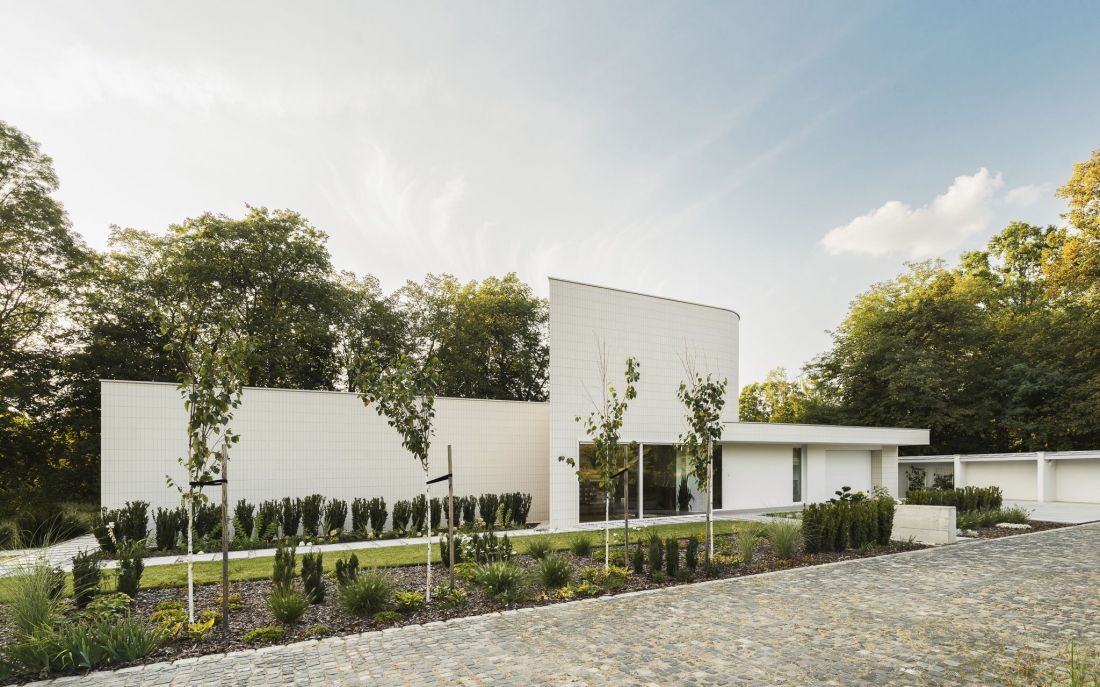 Dom SWOOSH house
