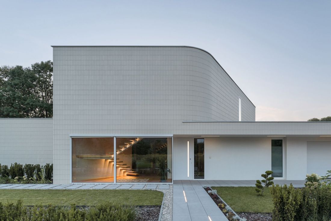 Dom SWOOSH house