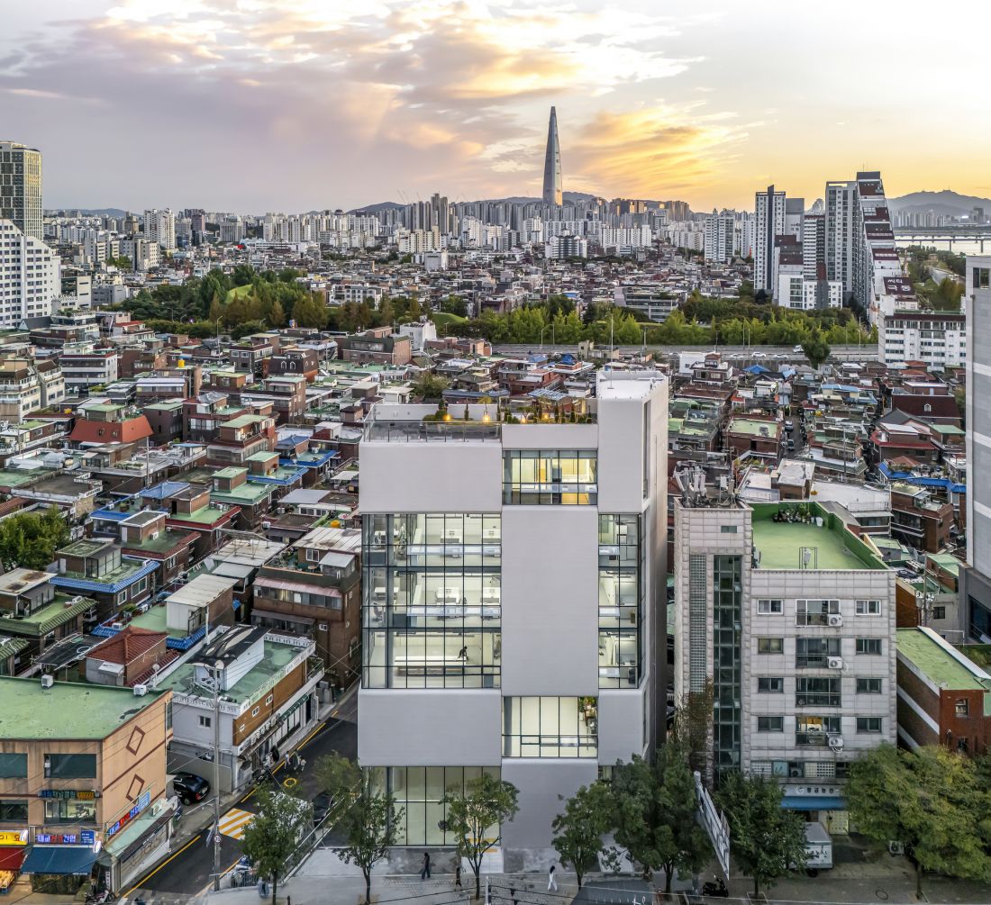 Budynek Urban Lining w dzielnicy Gangdong - widok z lotu ptaka 