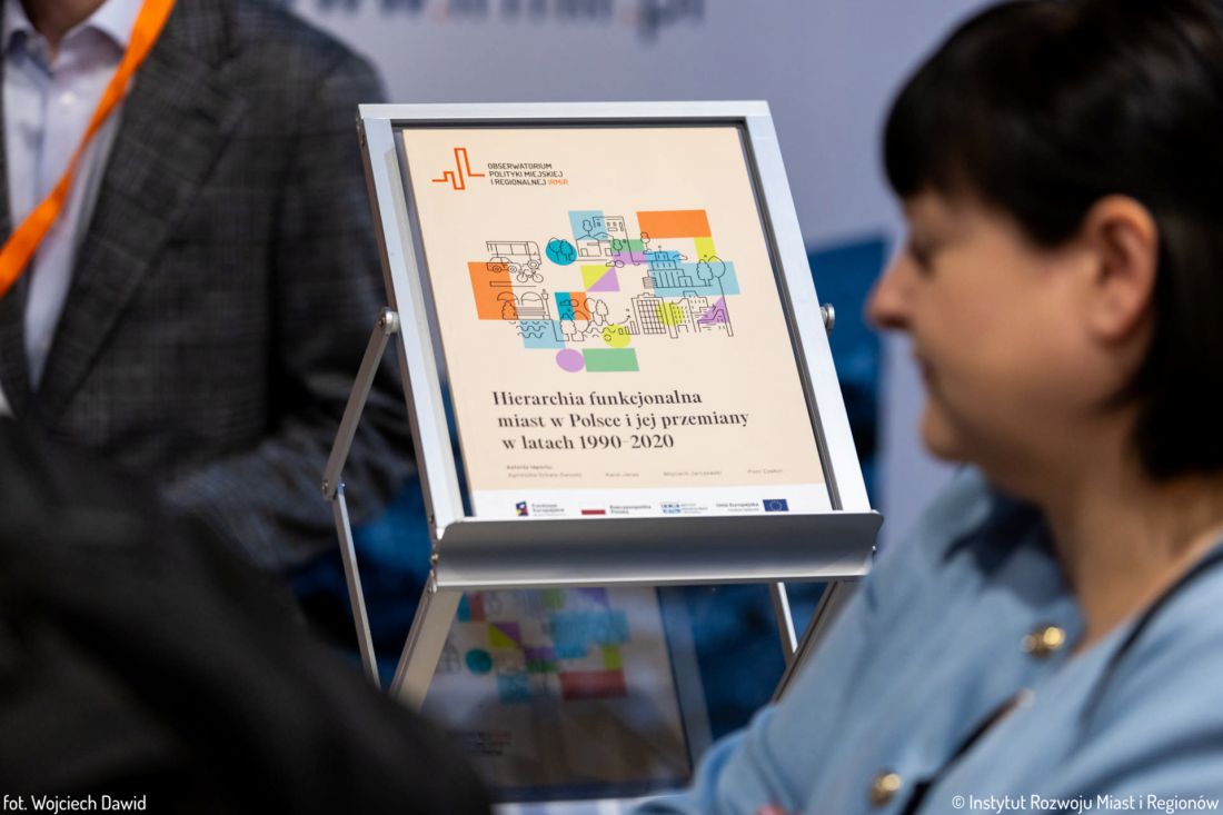 najnowsza publikacja Obserwatorium Polityki Miejskiej i Regionalnej IRMiR poświęcona jest hierarchii funkcjonalnej polskich miast