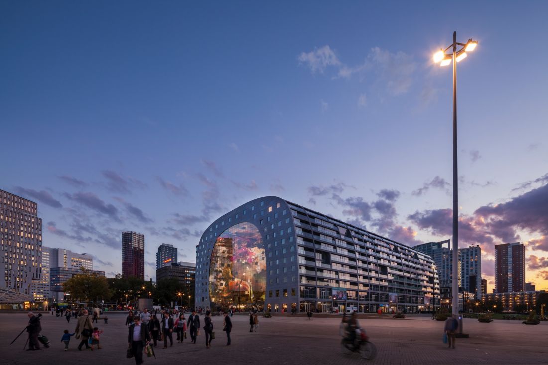 Hala Targowa (Markthal) w Rotterdamie