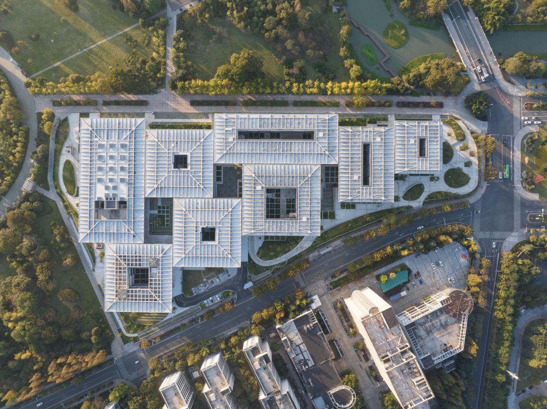 Centrum Wymiany Międzynarodowej Uniwersytetu Medycznego w Wenzhou - widok z lotu ptaka