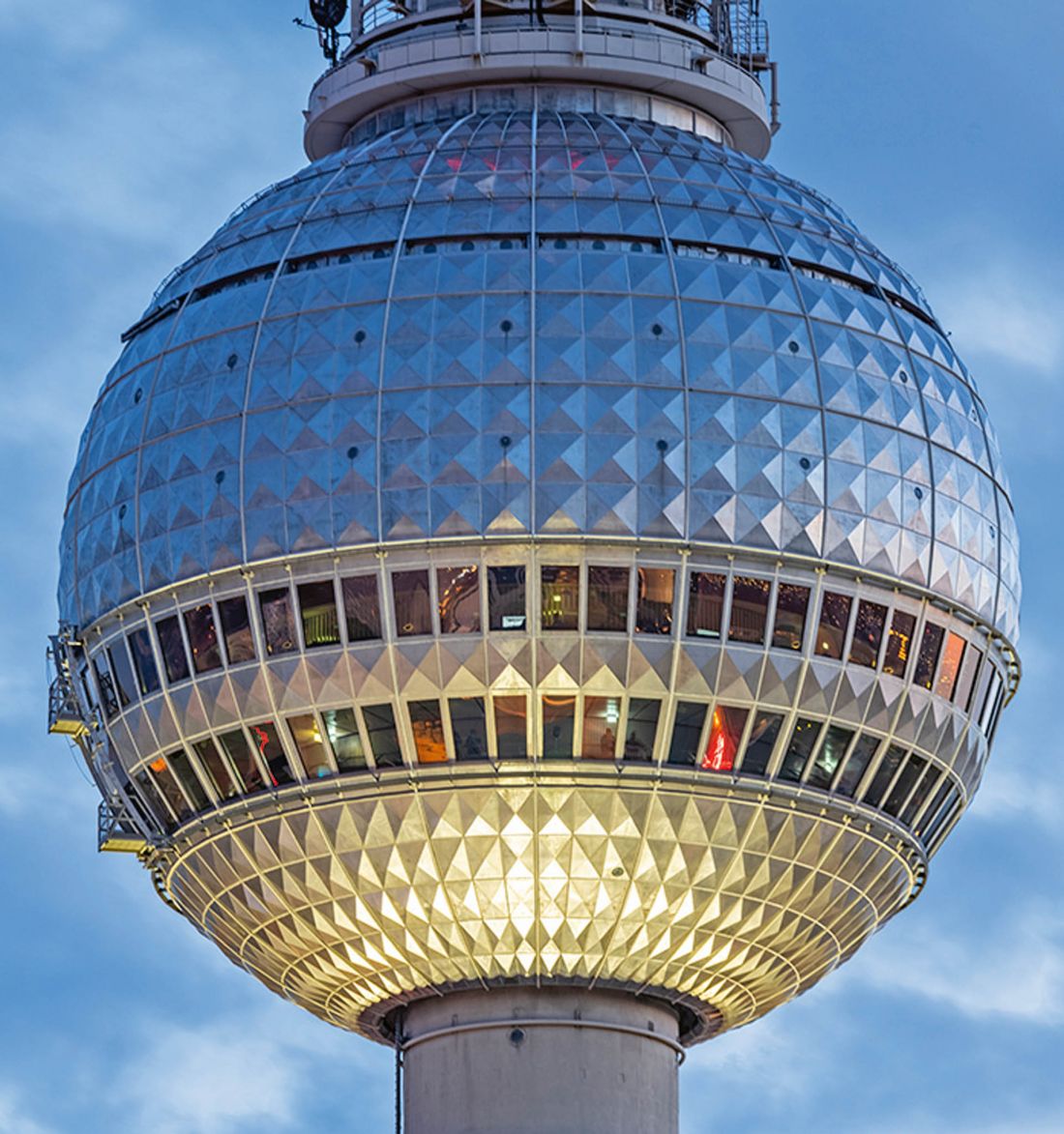 wieża telewizyjna, Berlin (Niemiecka Republika Demokratyczna)