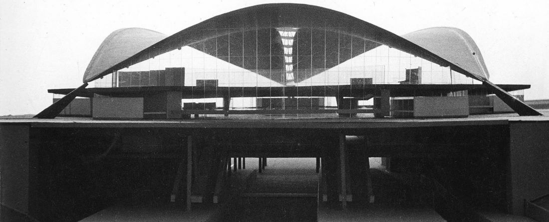 model dworca w Nowych Tychach - zwycięska praca konkursowa wykonana przez Marka Budzyńskiego, Adama Kowalewskiego i Andrzeja Moszczyńskiego, 1960