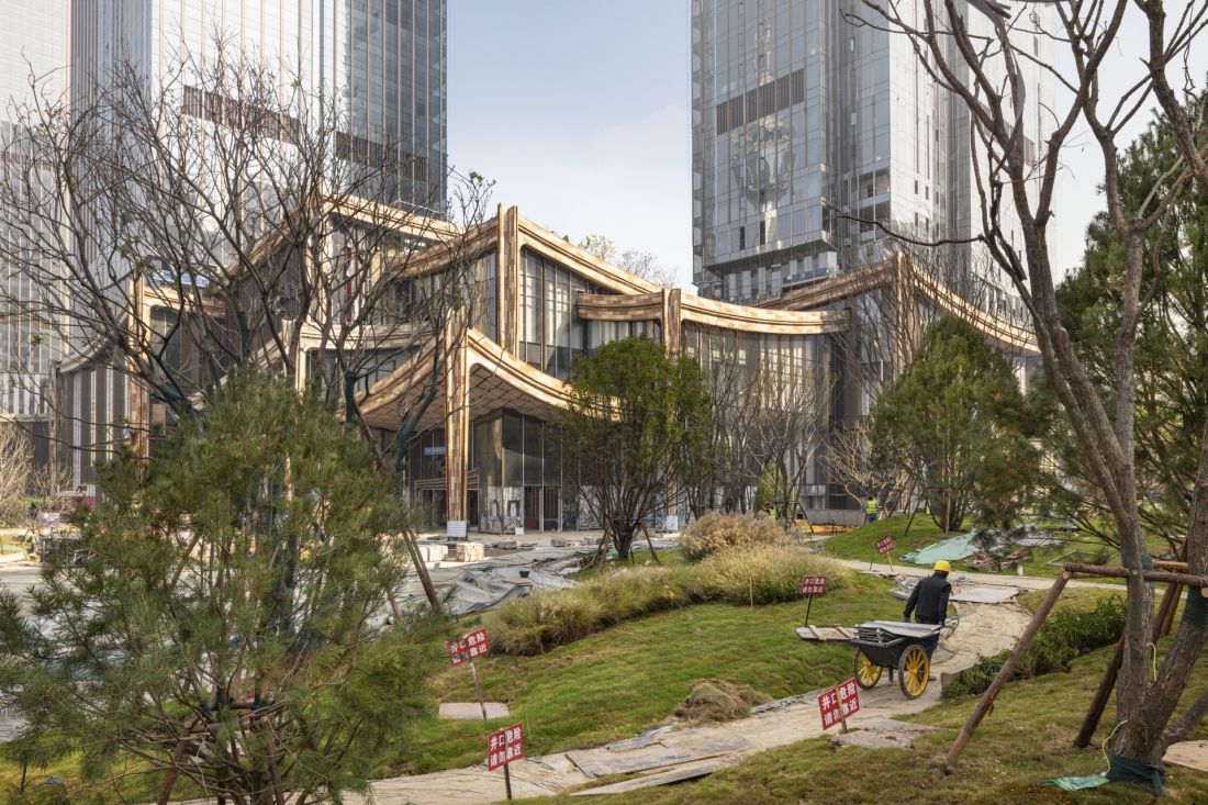 Centrum Kultury i Biznesu w Xi”an, Chiny - plac w trakcie budowy