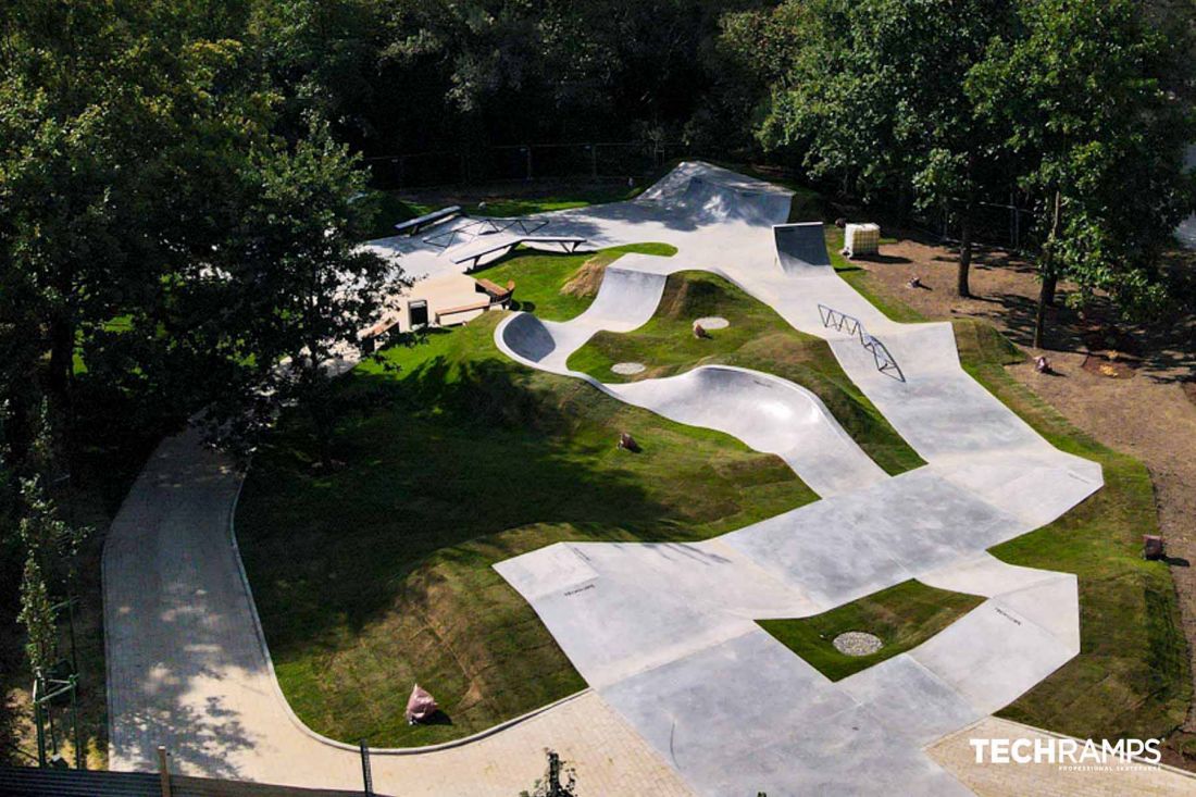 Skatepark na ul. Kąpielowej w Krakowie