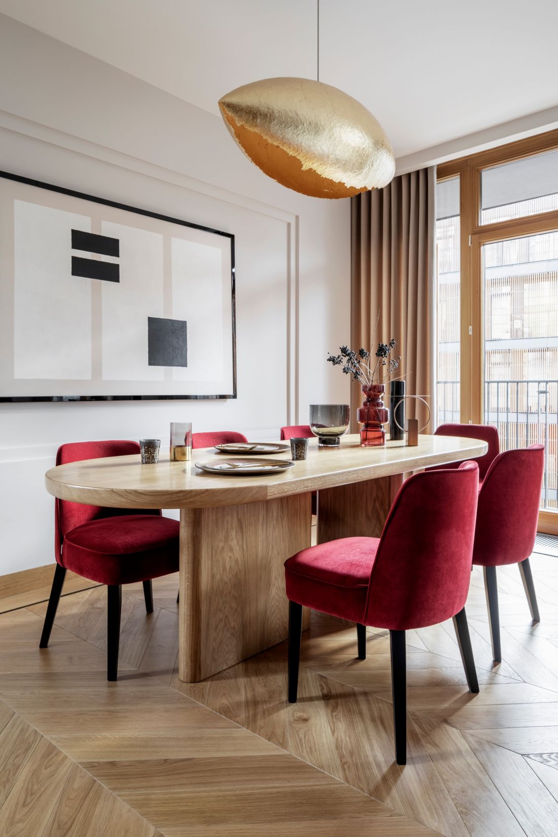 Jadalnia w mieszkaniu architektów z Kamińska Stańczak Design