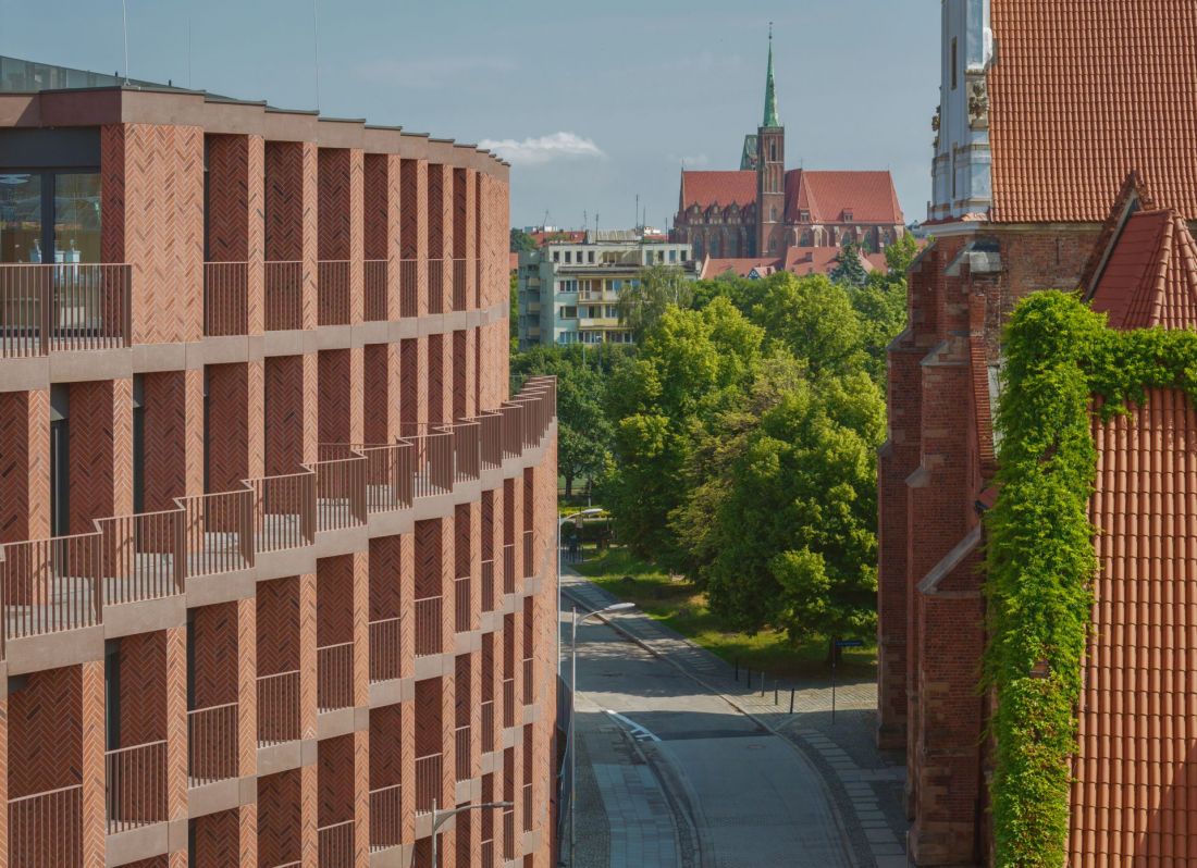 Bernardyńska 4 we Wrocławiu