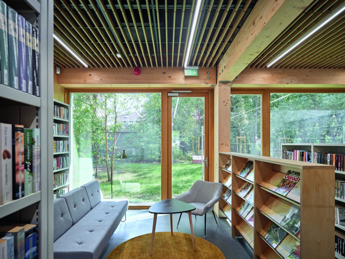 biblioteka w Choszczówce (proj.: Ambient)
