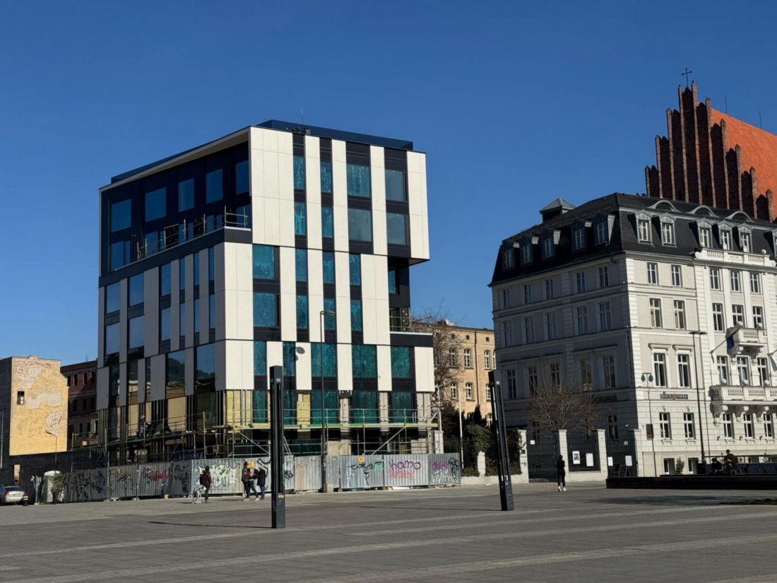 Nowy budynek przy Placu Wolności we Wrocławiu