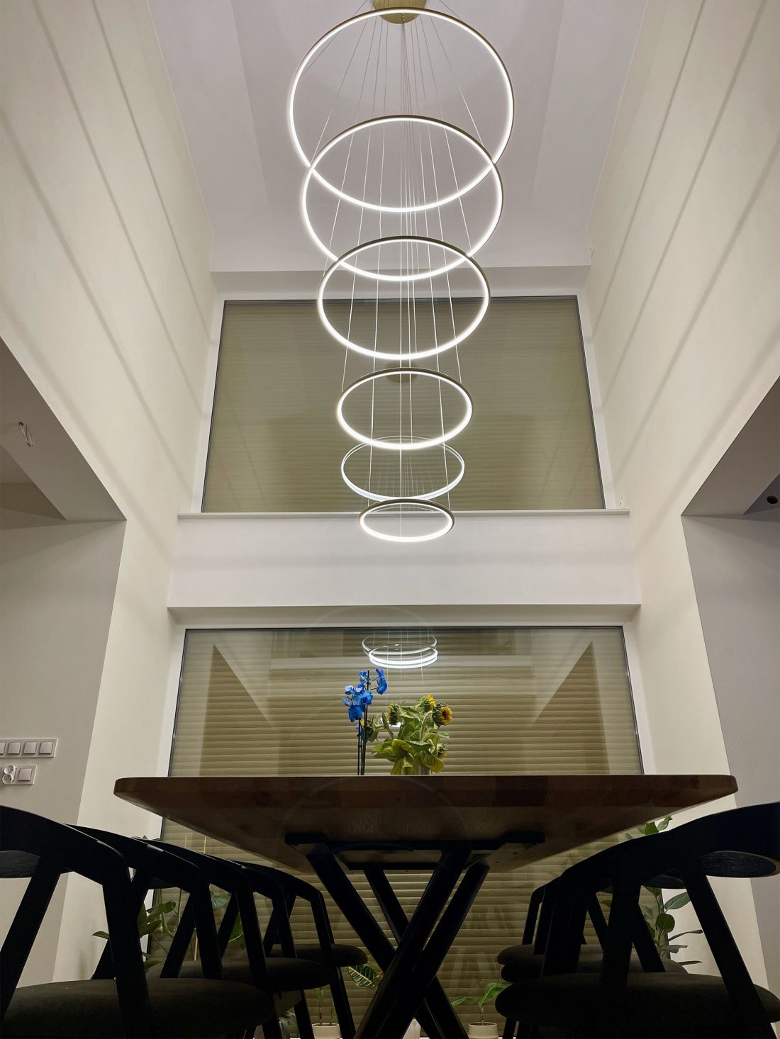 Led Orbit No.5 gold