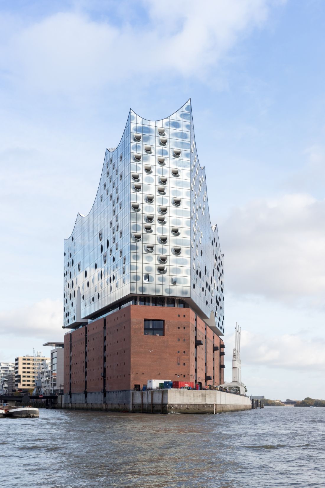 Elbphilharmonie w Hamburgu, Niemcy - widok na bryłę