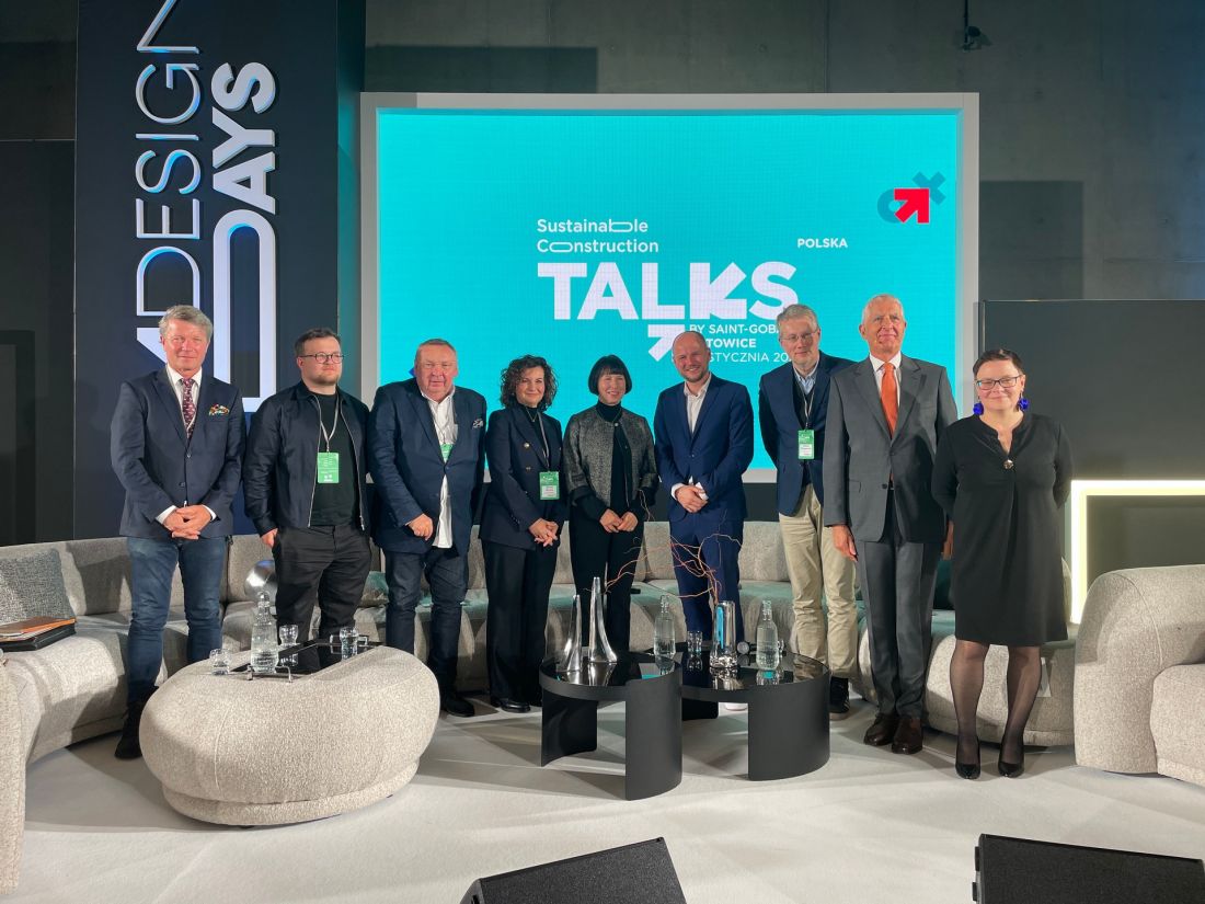 Debata Sustainable Construction Talks by Saint-Gobain. Od prawej: Klaudiusz Fross, Piotr Grochowski, Jerzy Grochulski, Dorota Bartosz, Joanna Czynsz-Piechowiak, Jędrzej Kolesiński, Michał Piwowarczyk, Henryk Kwapisz, Justyna Łotowska.