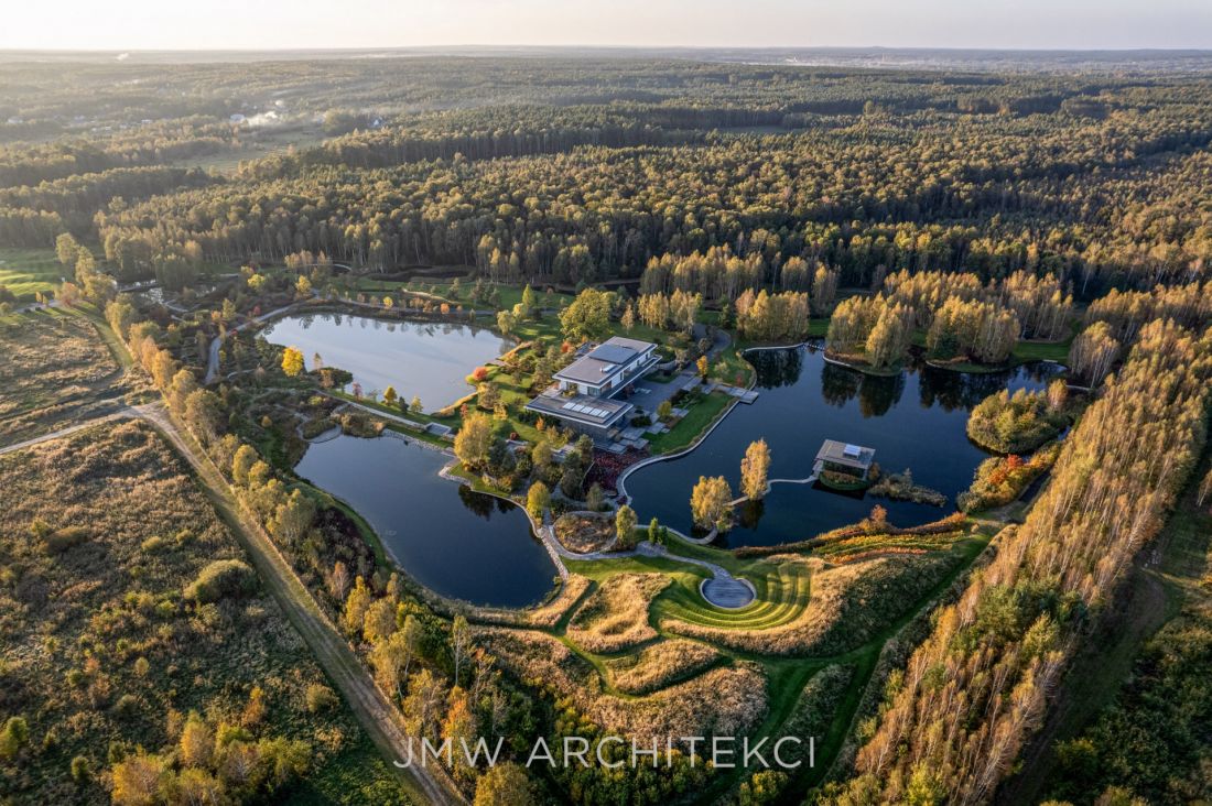 Lakefront Residence - widok z lotu ptaka 