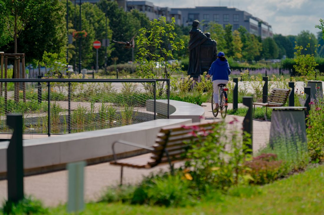 Park Oś Królewska w Miasteczku Wilanów