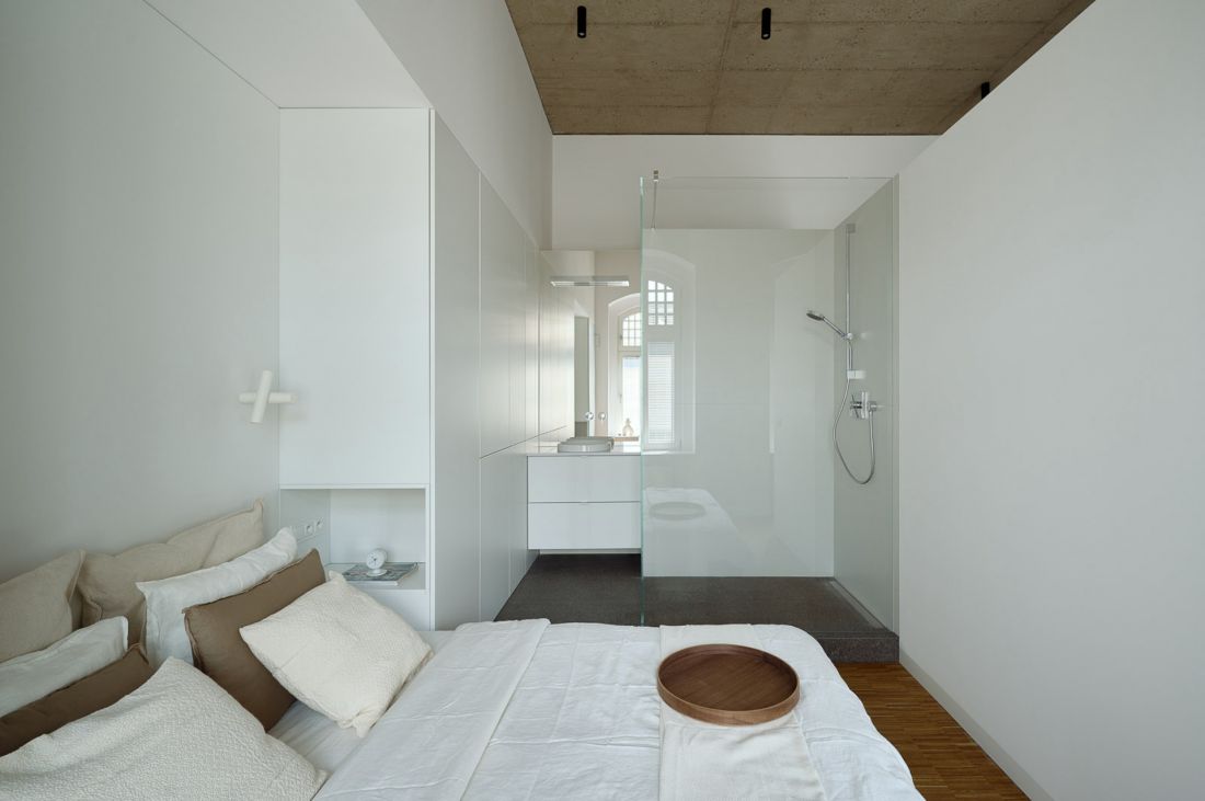 Sypialnia w apartamencie przy Księcia Witolda