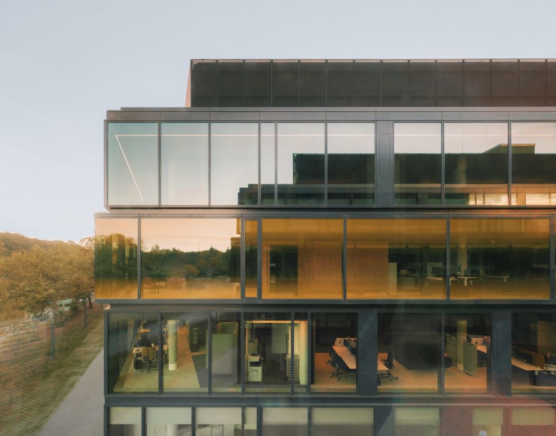 Siedziba główna firmy Continental AG w Hanowerze - projekt wpisuje się w coraz silniejszy trend wykorzystywania architektury jako narzędzia strategicznego zarządzania firmą