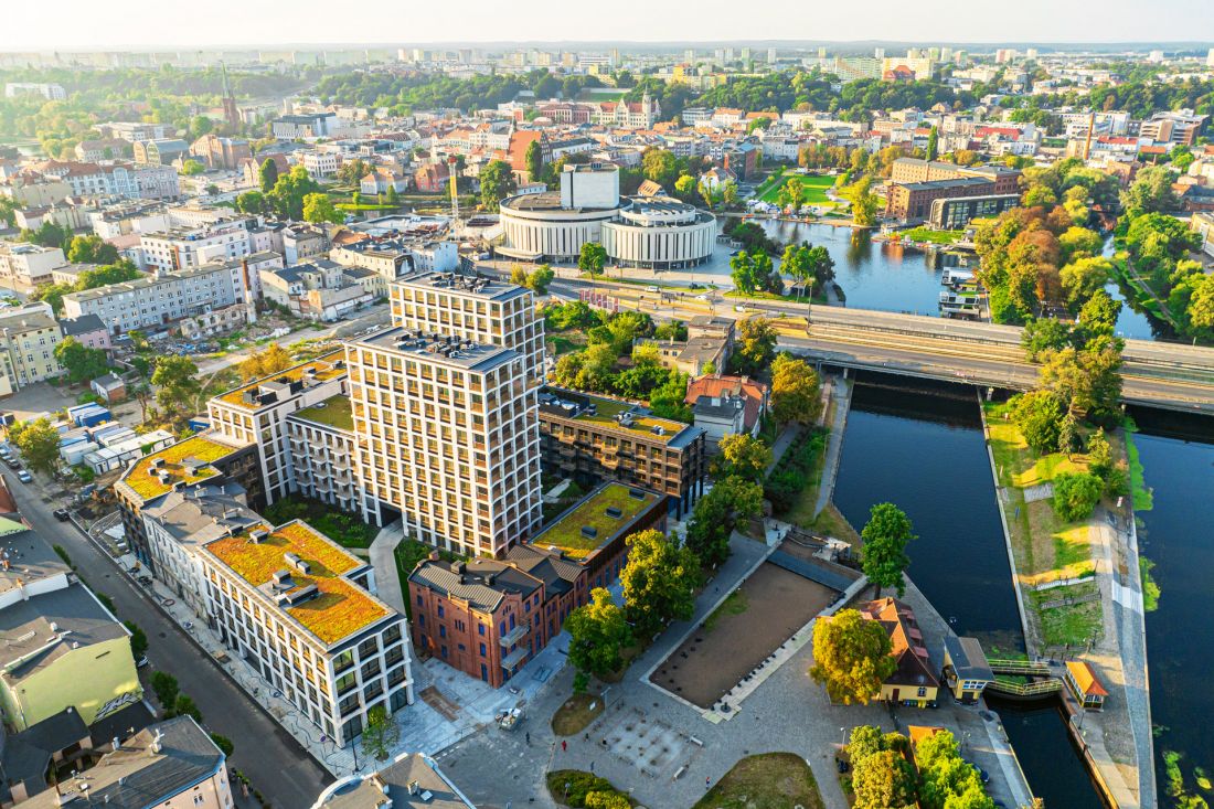 wyzwaniem, przed którym stanęli architekci, było stworzenie nowego fragmentu miasta na poprzemysłowej działce w jego centrum