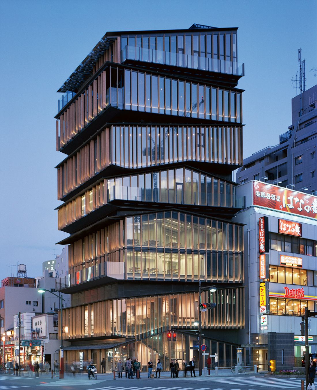Centrum Kultury i Turystyki Asakusa, Tokio, Japonia, 2012 