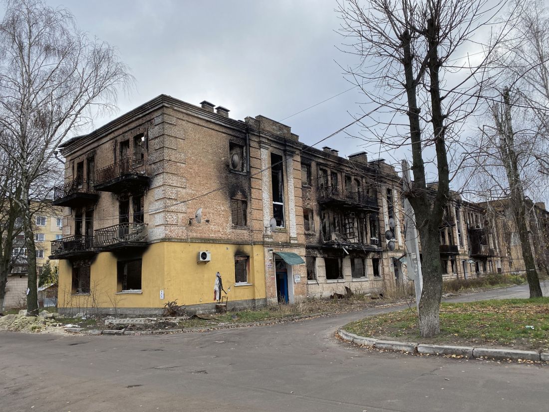 zniszczenia w Hostomelu powstałe pomiędzy styczniem a marcem 2022 roku w wyniku rosyjskiej inwazji na Ukrainę