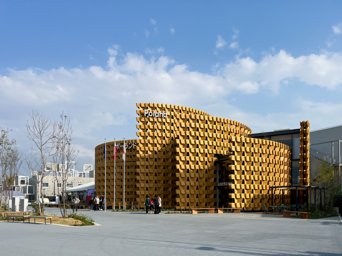Pawilon Polski na Wystawie Światowej Expo 2025 Osaka, Kansai - elewacja została wykonana z drewna 