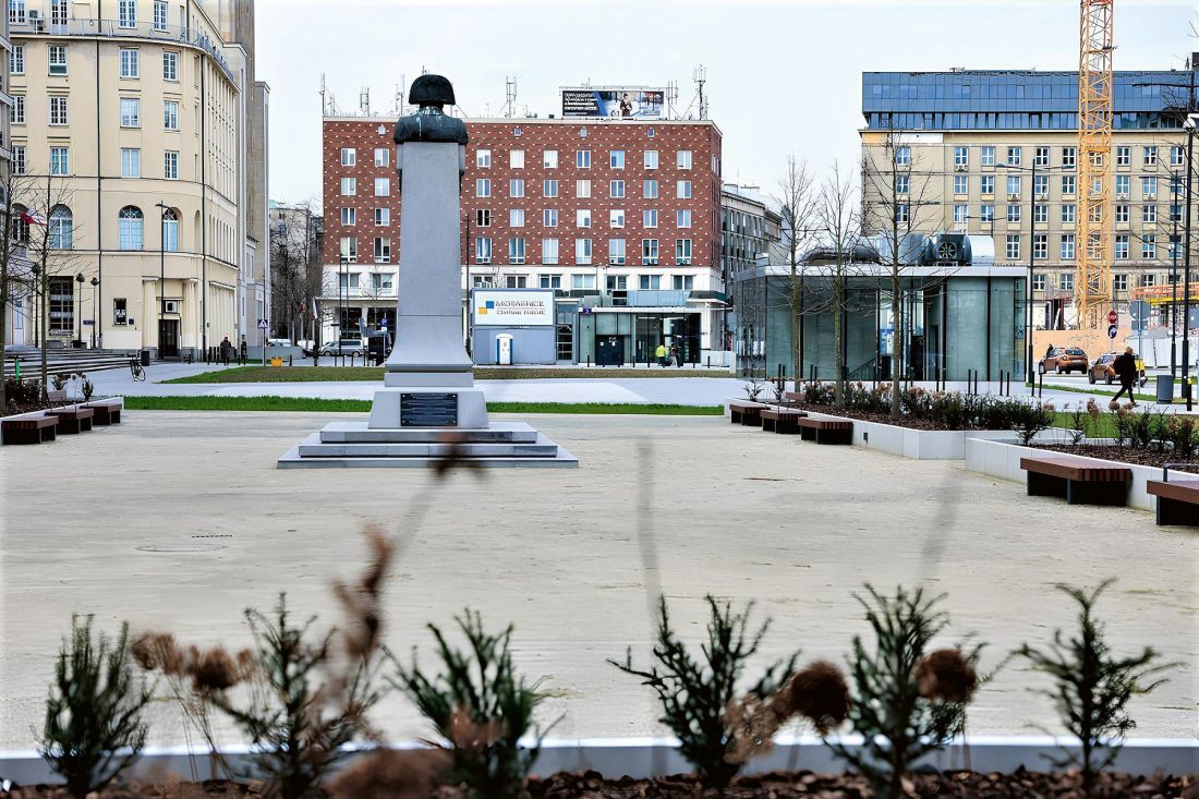 parking podziemny na Placu Powstańców Warszawy