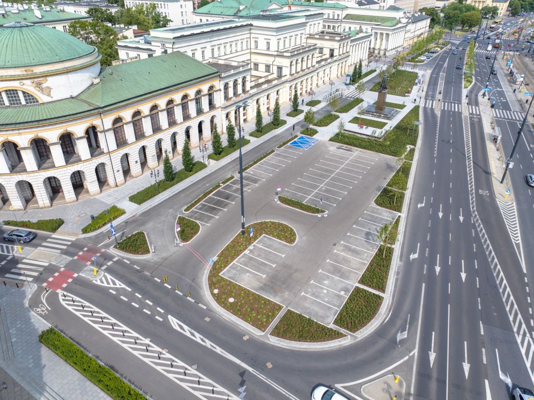 Plac Bankowy w Warszawie po zmianach