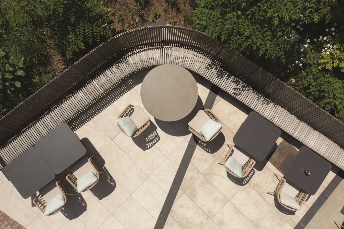 Hotel i restauracja w centrum miasta – Imperial Riding School