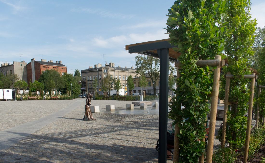 Jak wygląda Stary Rynek w Pabianicach rok po zakończeniu rewitalizacji?