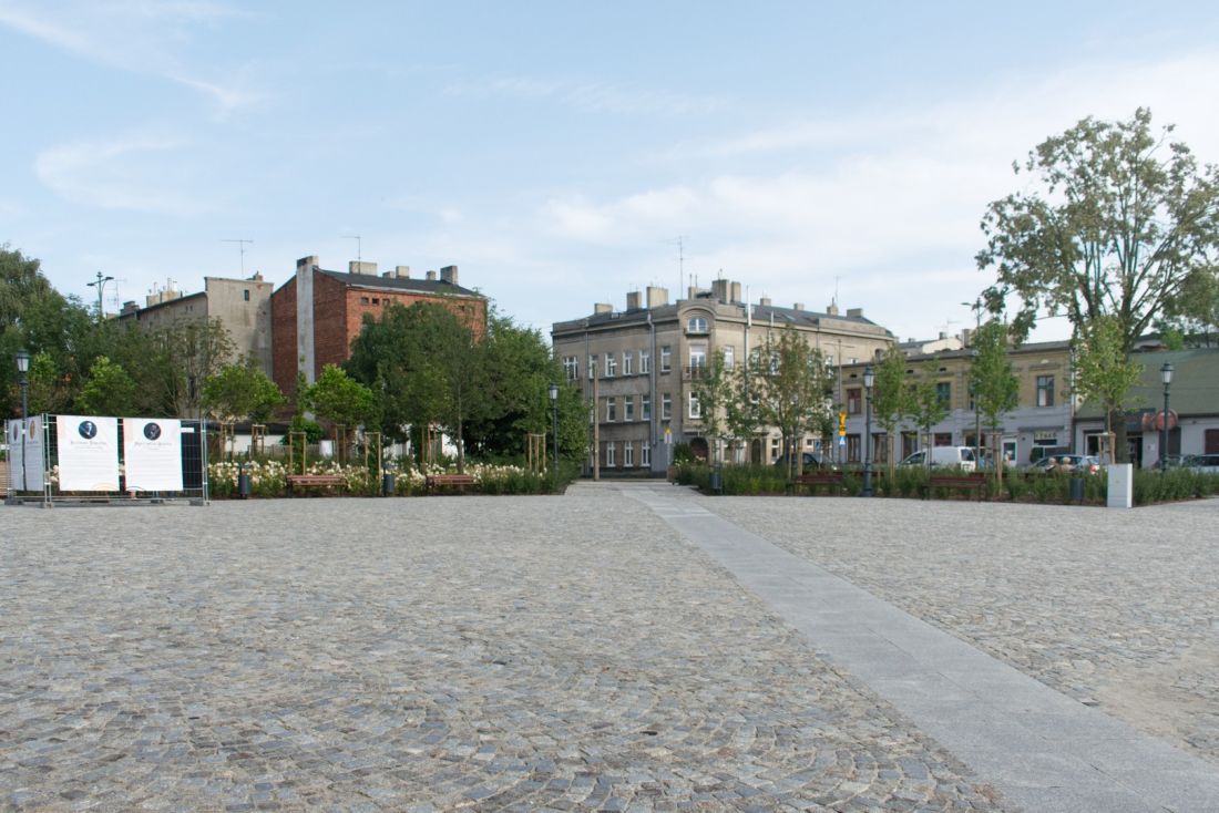 Jak wygląda Stary Rynek w Pabianicach rok po zakończeniu rewitalizacji?