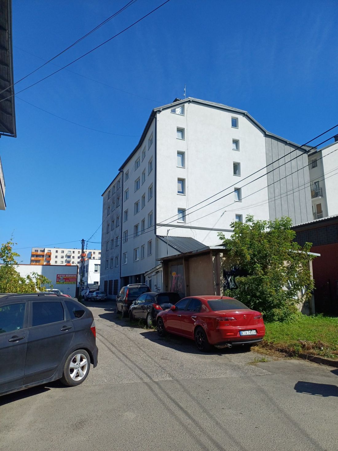 Samowola budowlana przy ulicy Centralnej 73a w Krakowie