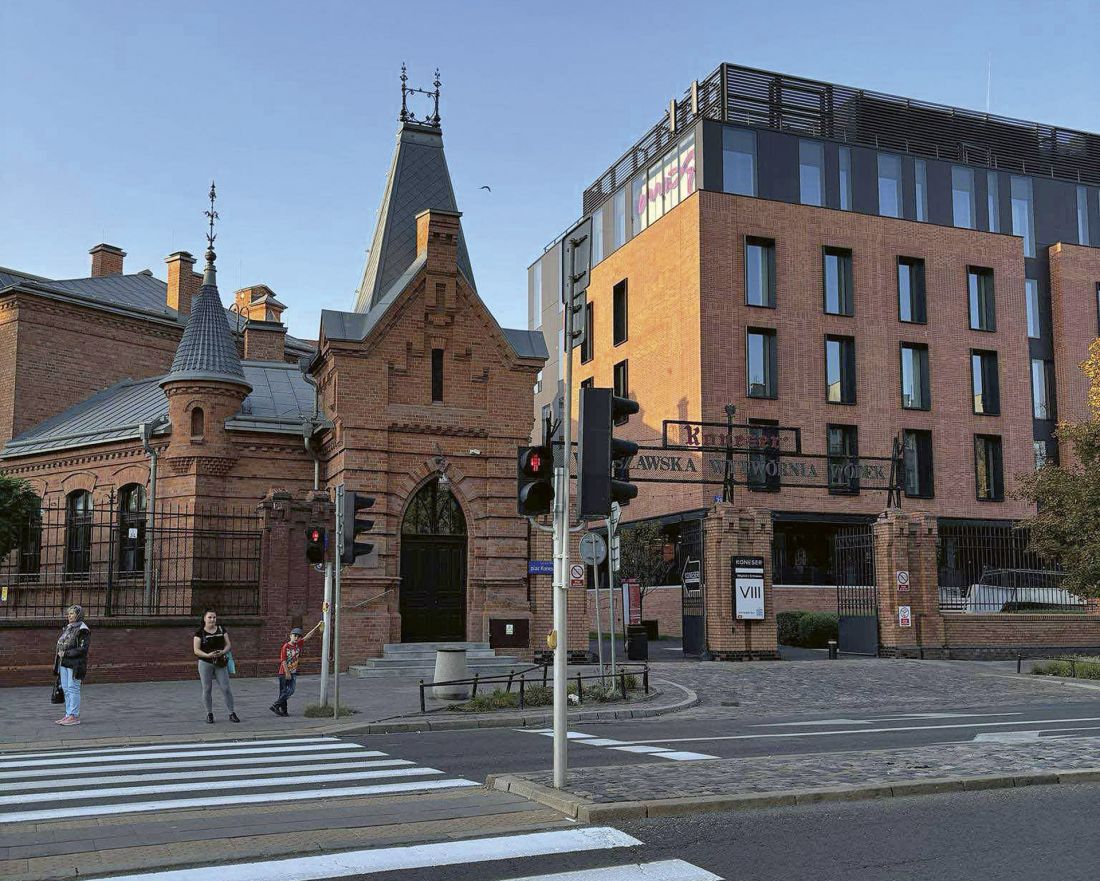 Centrum Praskie Koneser (proj.: Juvenes-Projekt)